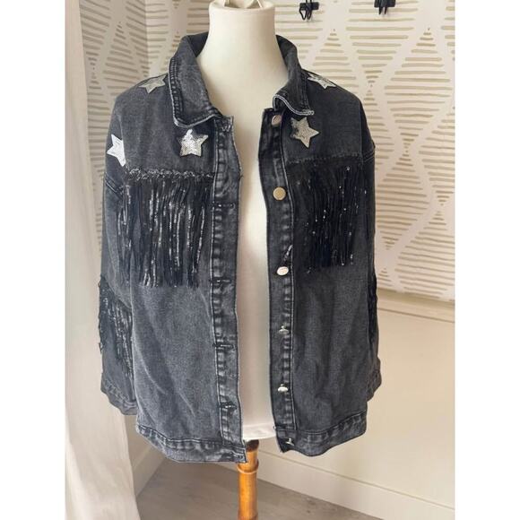 NWT Women’s Medium Oversized Distressed Black Denim Sequin Fringe Jacket - Picture 2 of 5